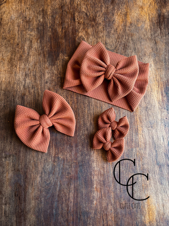 Toffee Bow